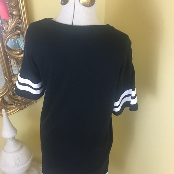 Divided by H & M black New York dress size 2 - Picture 3 of 3